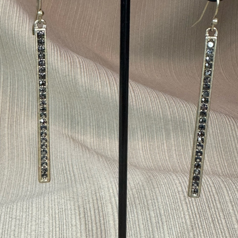 Elegant Gold and Black Dangle Earrings